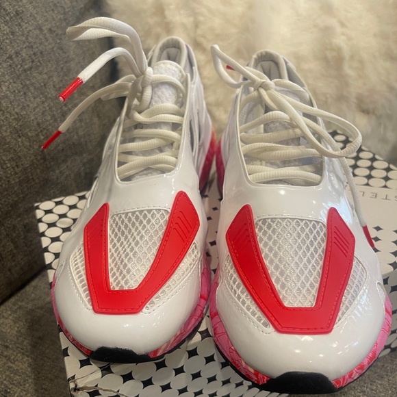 Stella McCartney adidas Ultra Boost 22 - Picture 9 of 11
